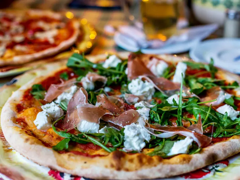 Parmankinkkupizza
