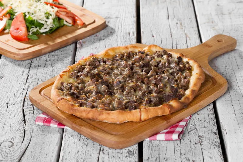 Savulammaspizza